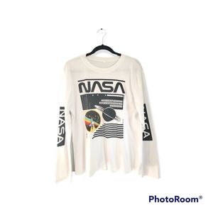 White nasa t-shirt